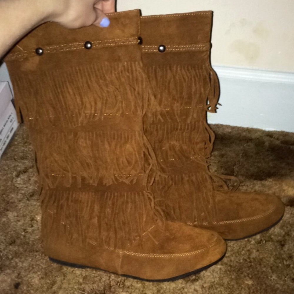 Fringe Boots